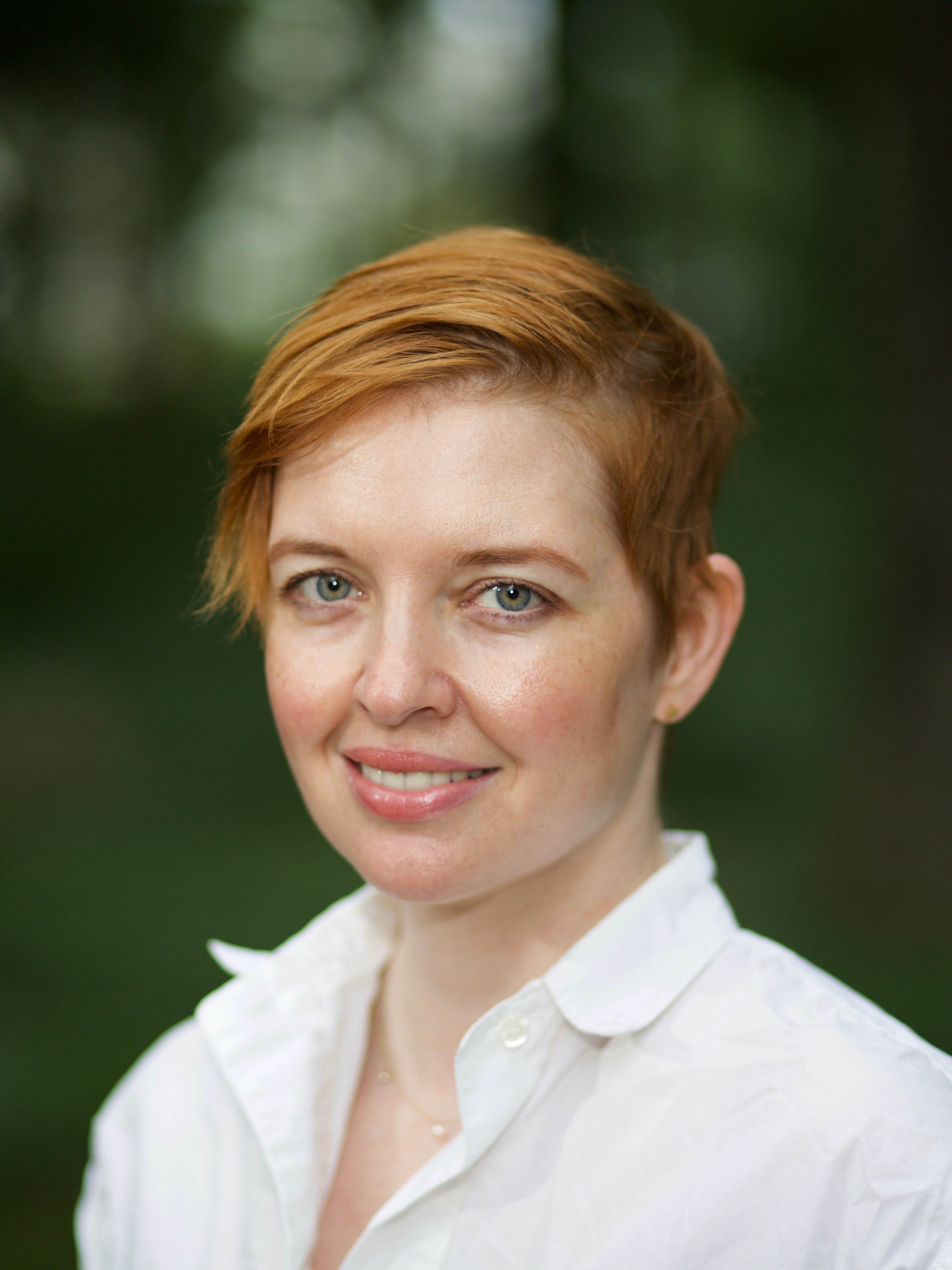 A headshot of Laura Edelson.